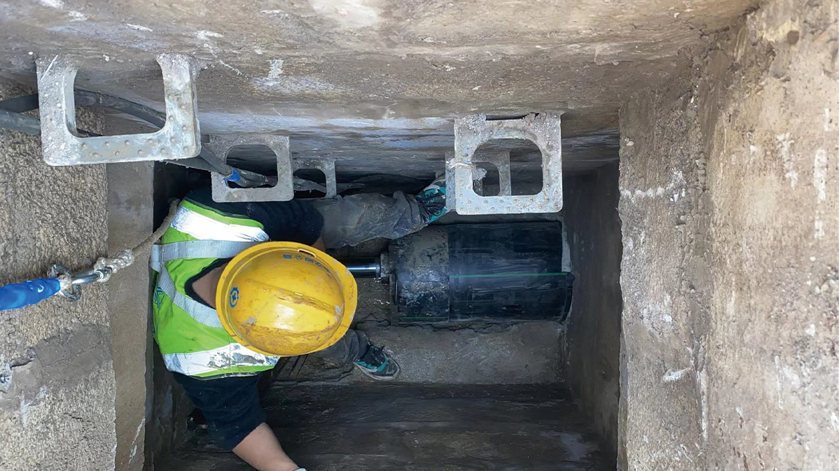 铁锋HDPE短管内衬法